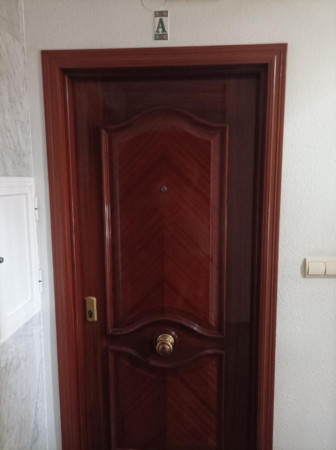 Apartamento Playa Maria II Con Parking フエンヒロラ エクステリア 写真